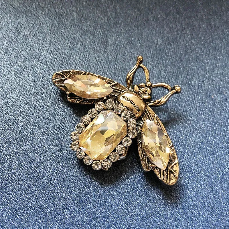 Elvan Sequin Brooch Pin