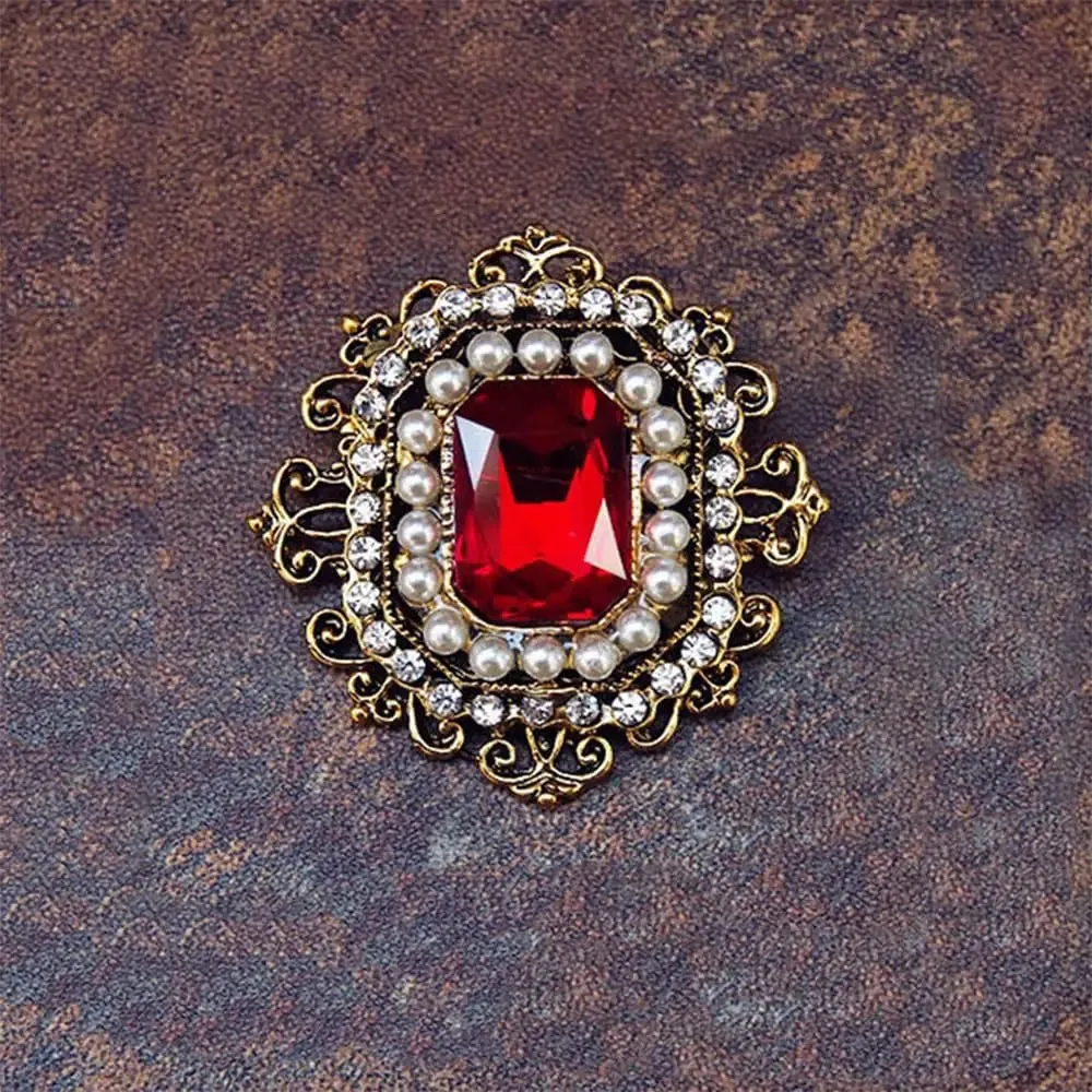 Elvan Sequin Brooch Pin