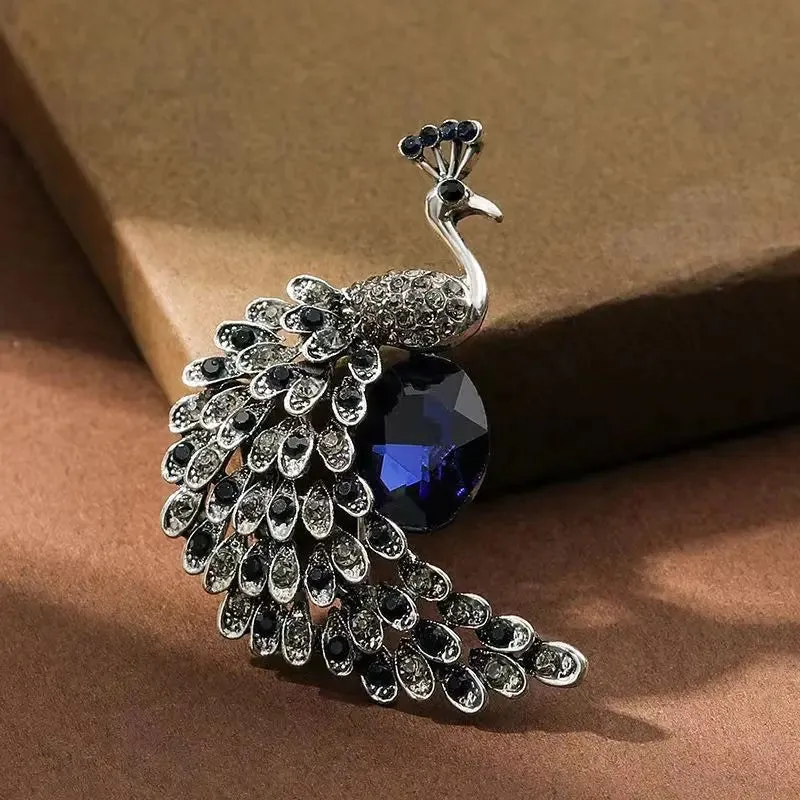 Engin Novelty Brooch Pin
