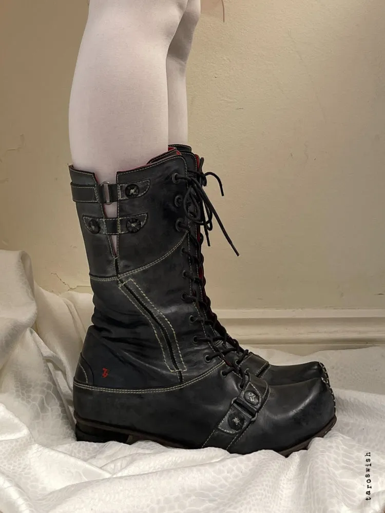   eu41 chunky structured boots
