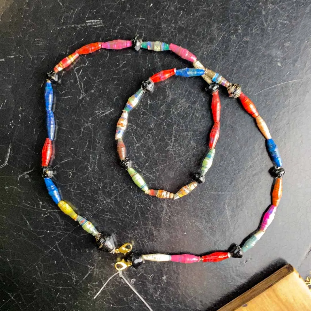 Face Mask/Eyeglass Paper Bead Chain, Small Black Beads