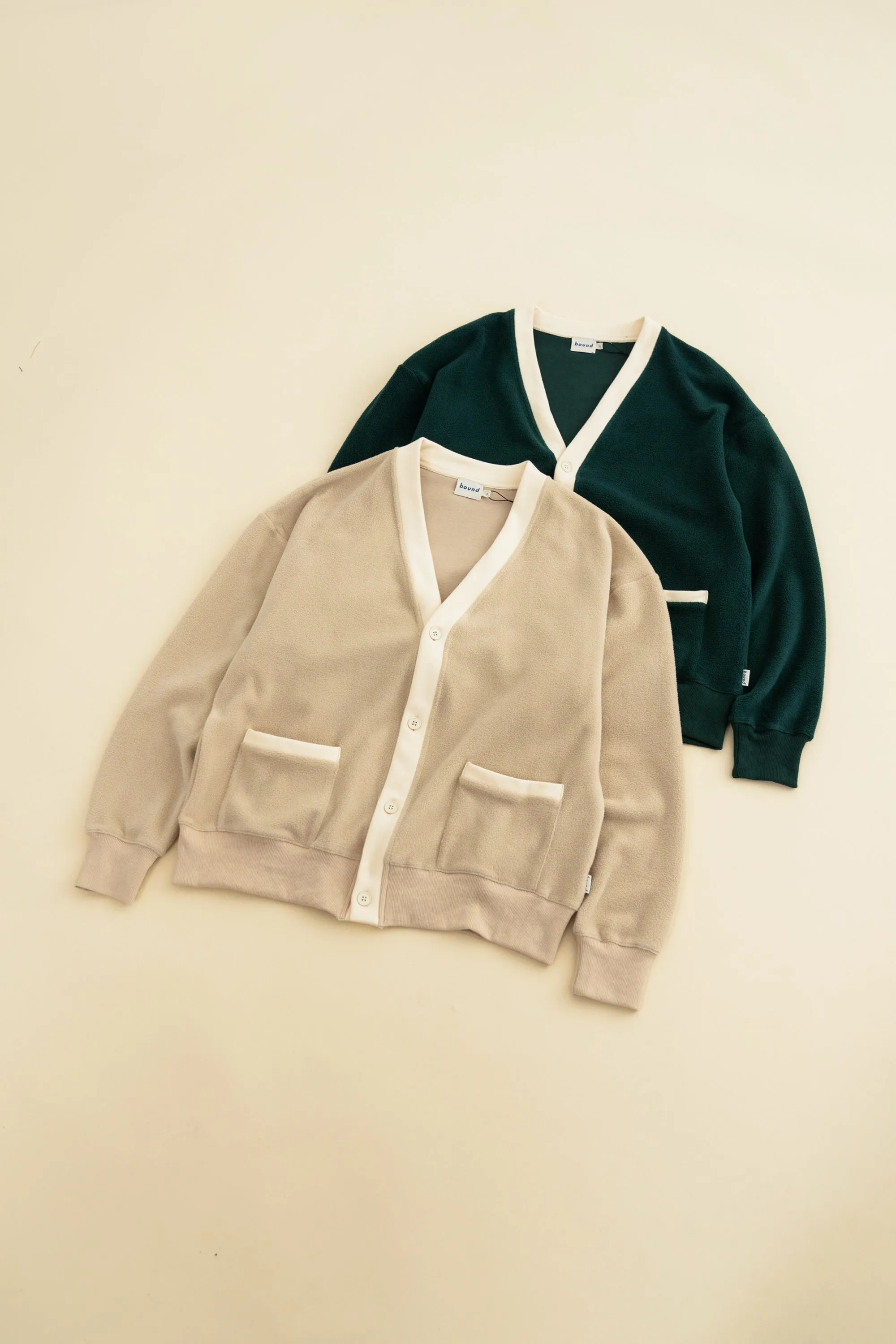 HARVARD REVERSE FLEECE CARDIGAN - BOTTLE GREEN