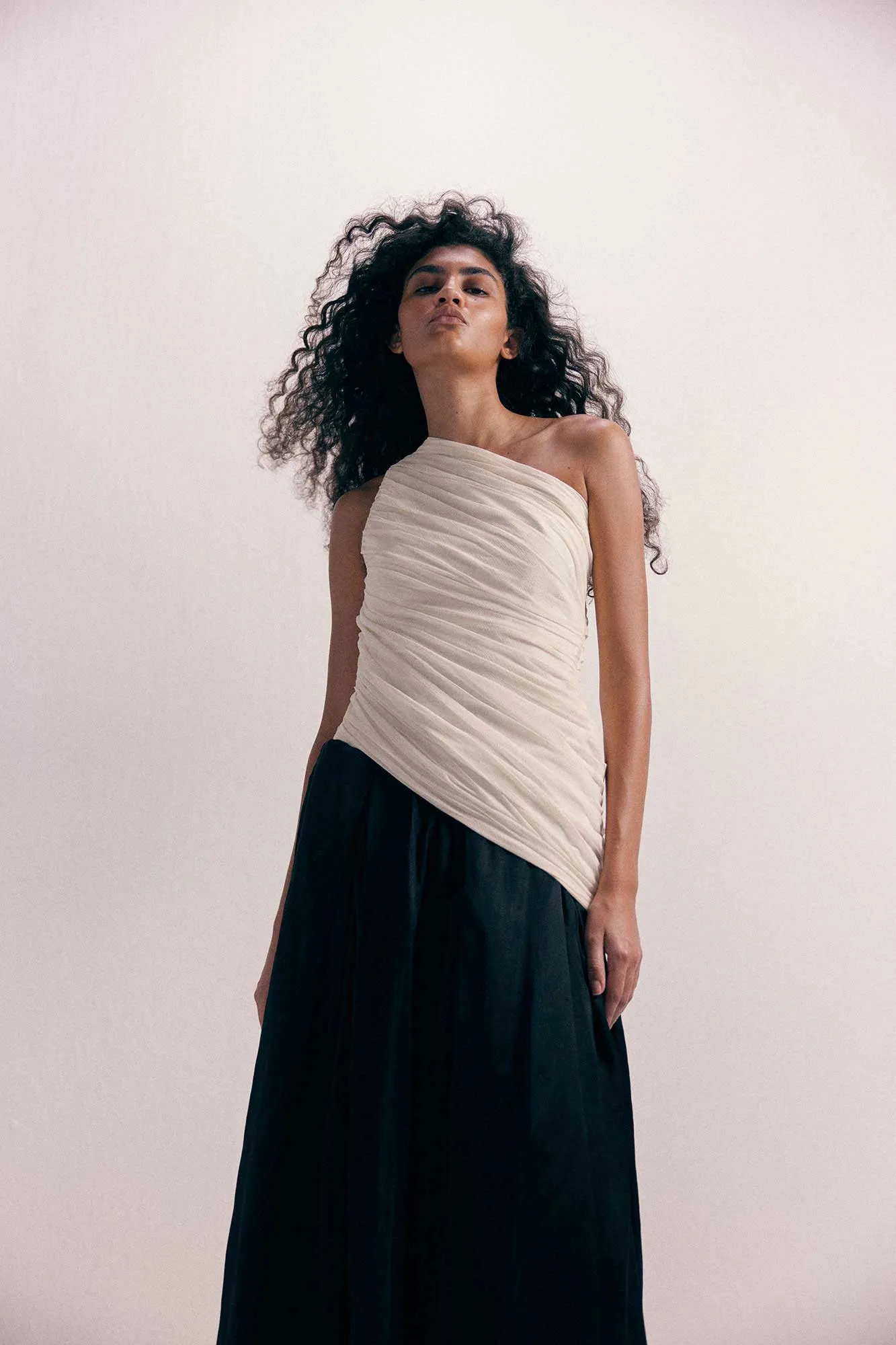 Layal Asymmetric Top in White