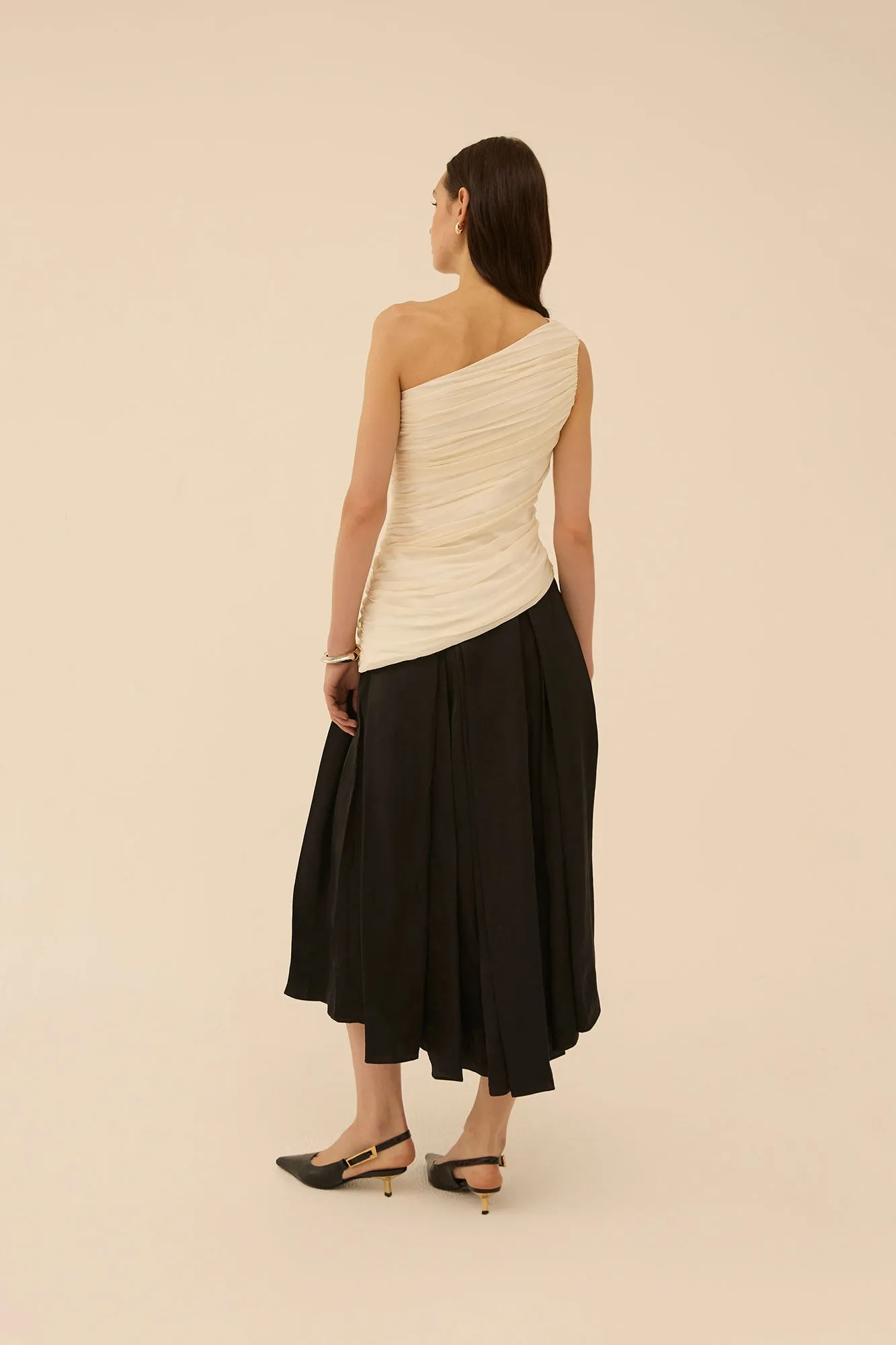 Layal Asymmetric Top in White