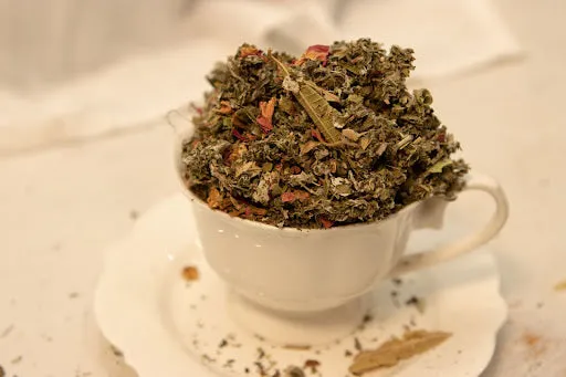Nourish Your Feminine Loose Tea