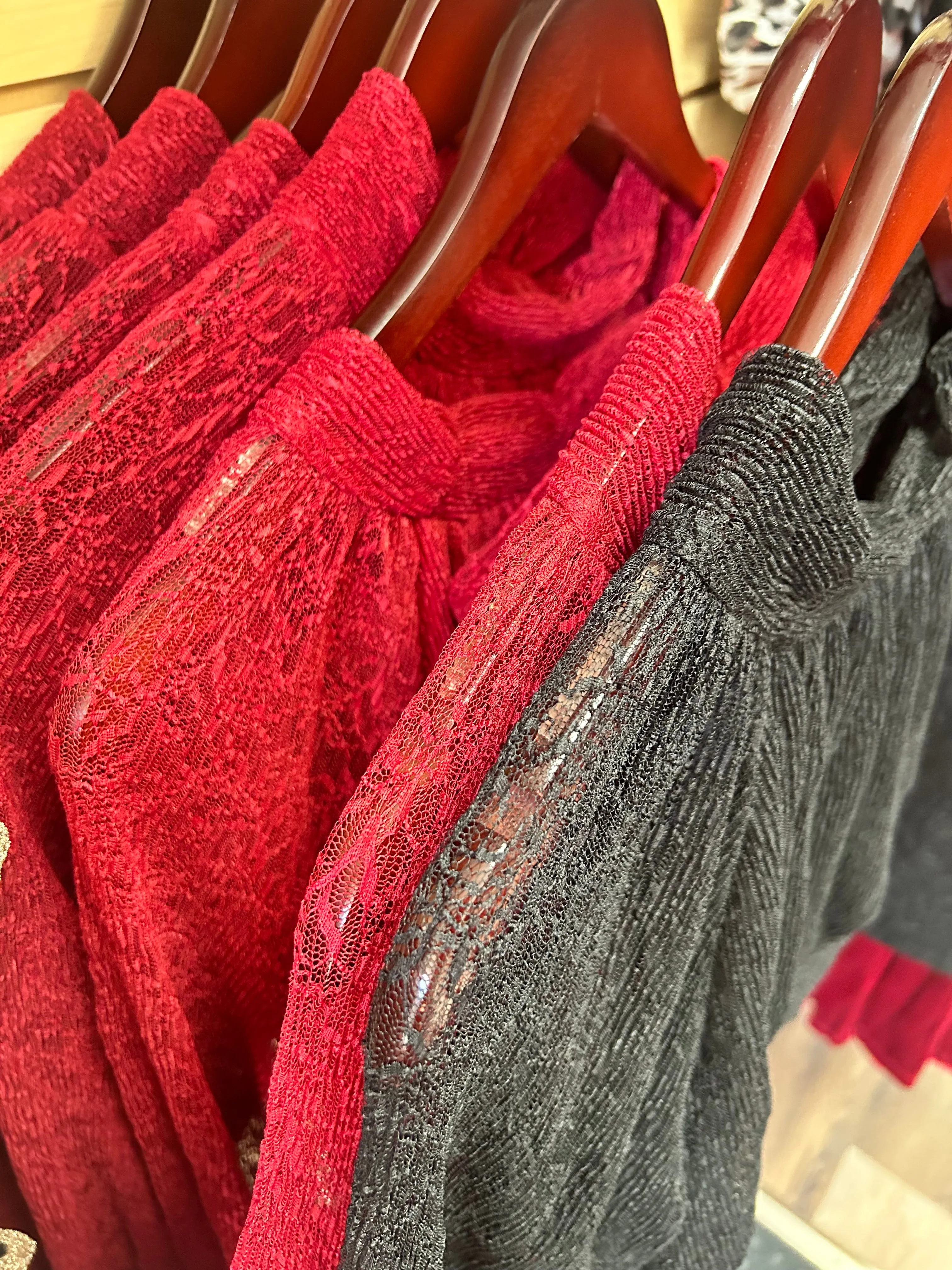 Raglan Sleeve Lace Top
