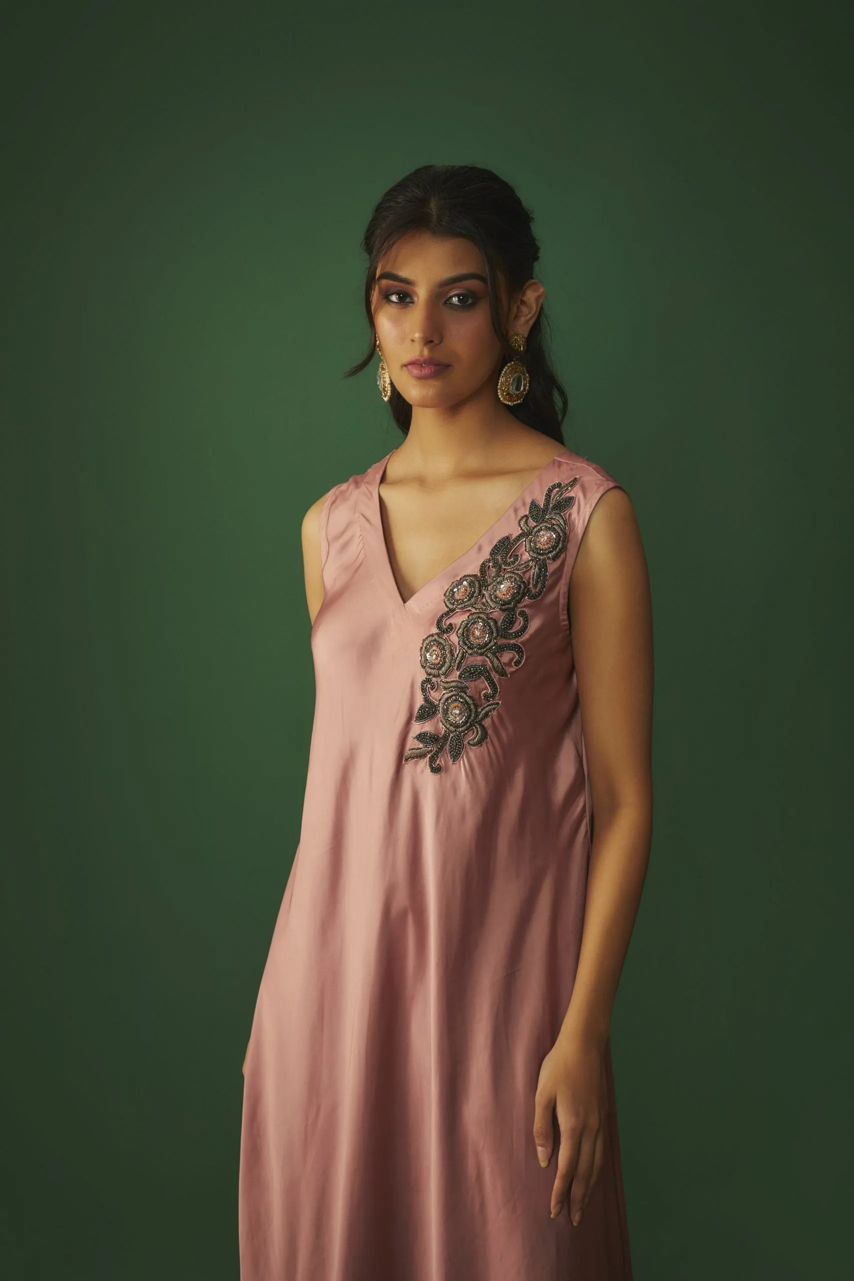 ROSE PINK EMBROIDERED ASYMMTRICAL KURTA AND PANTS SET